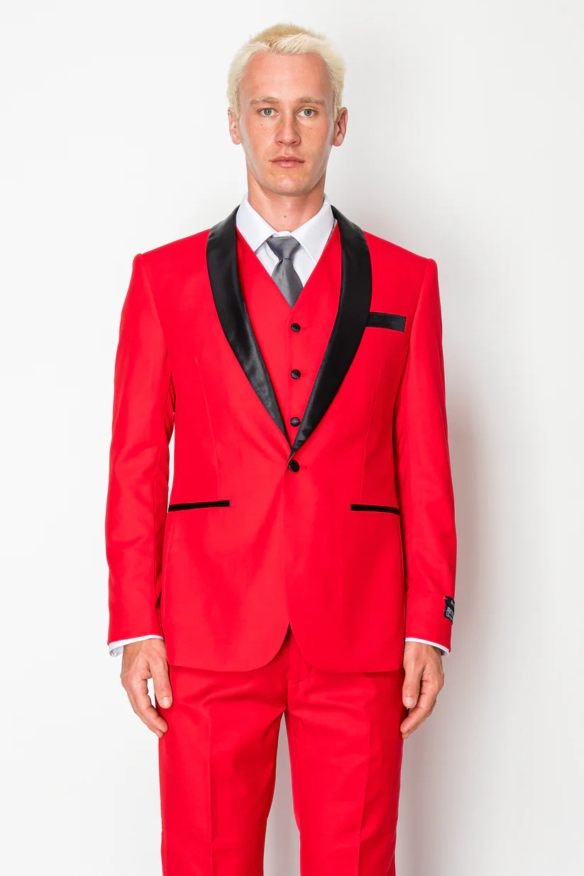 (close) red tux